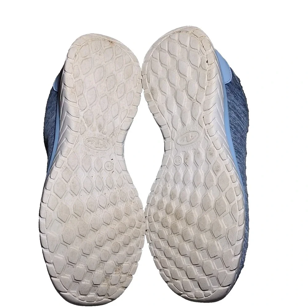 Athletic Works Womens Light Blue Space Dye Knit Slip On Bungee Sneakers 9W